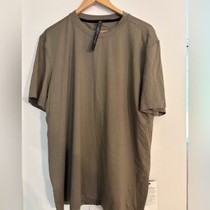 Lululemon- License to Train Relaxed Short Sleeve-olive green